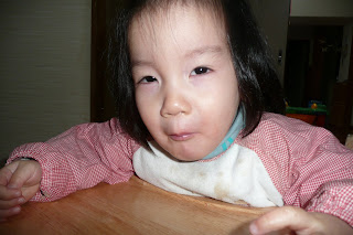 栗屋 表情豊か面白顔