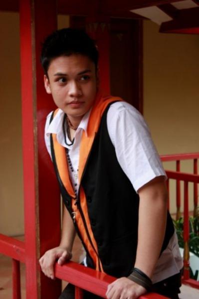 Biodata Randi Pangalila