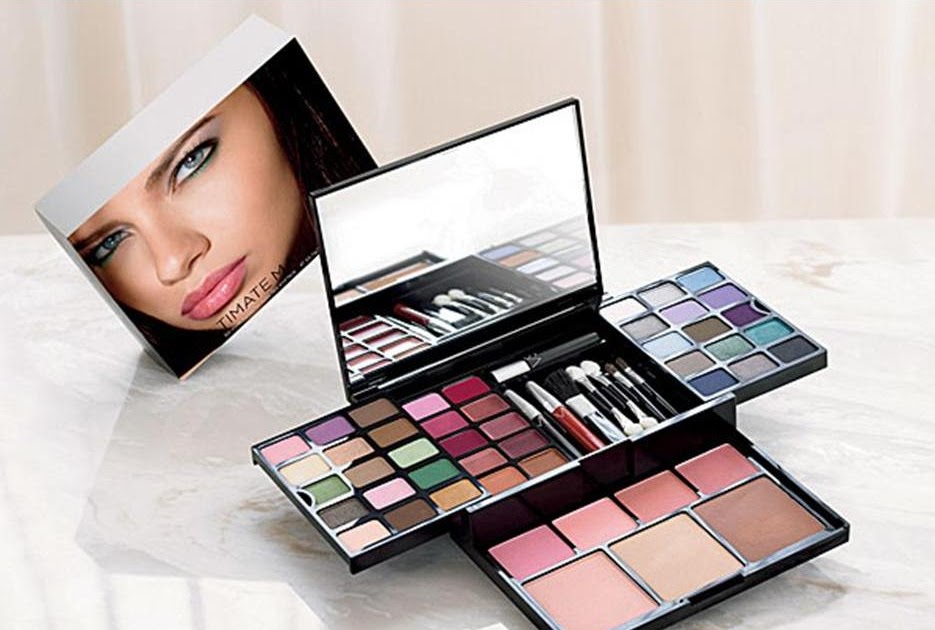 ShopSarah's Victoria's Secret 2010 Ultimate Makeup Kit