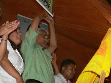 [Último+Comício+de+Mercial+Arruda+32.JPG]