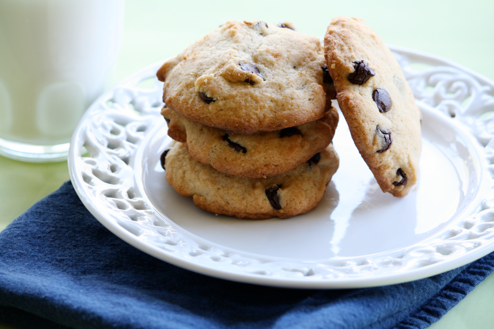 Edible Moments: Martha s Soft Chocolate Chip Cookies