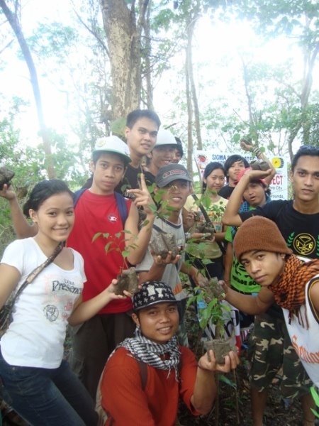 Bombo Radyo  Tree Planting project @ Malasag CDO