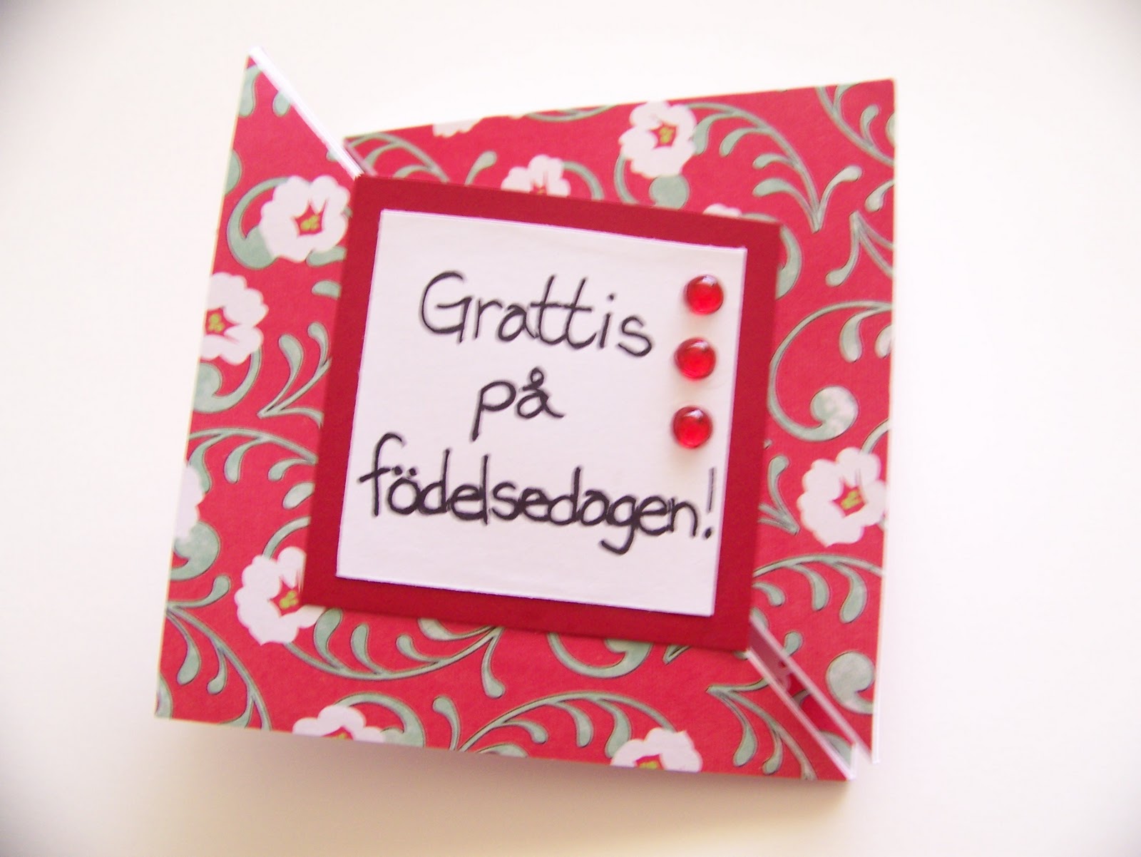 Cre8tiveGirls Swedish Birthday Card!