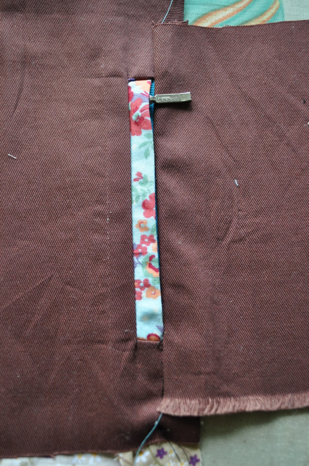 Bloom's Endless Summer Zippered welt pocket in a side seam