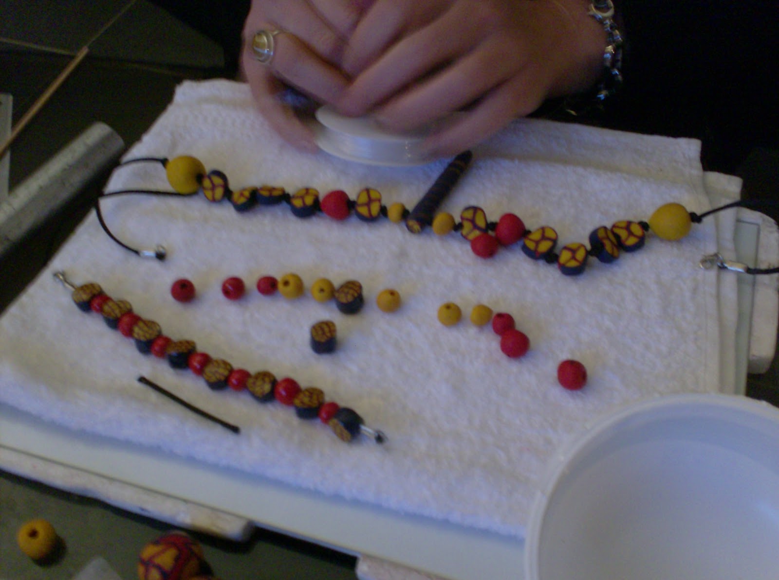 breien en haken in oostende fimo kralen maken polymeer clay beads