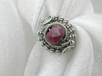 [tn_RubyWireWrappedRing2.JPG]