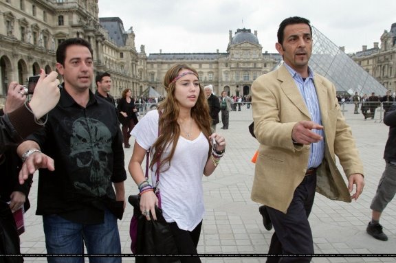 [paris2.jpg]