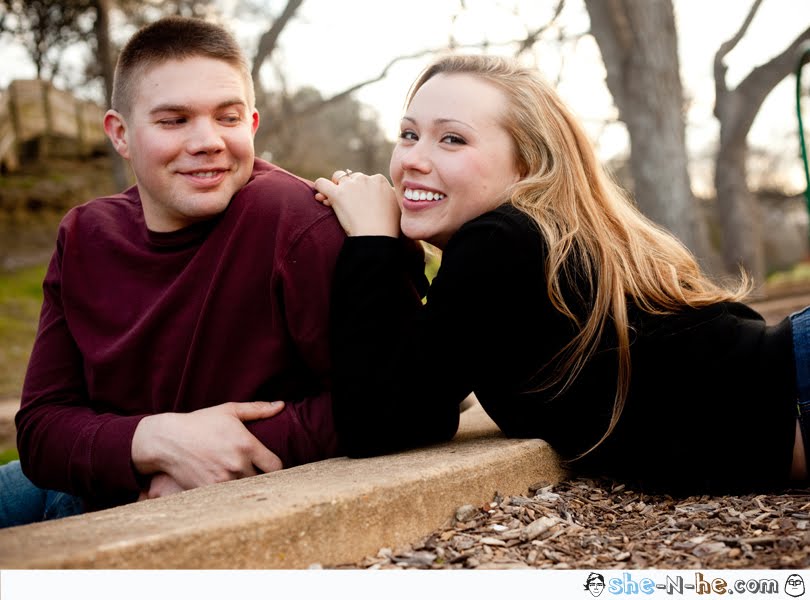 [Marie+++Sean+E-session+0012.jpg]