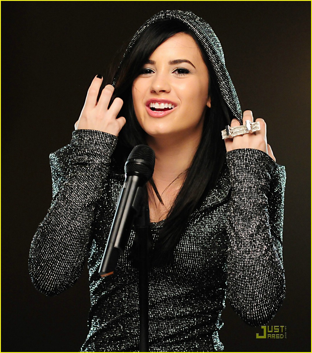 Demi Lovato,singer,pictures
