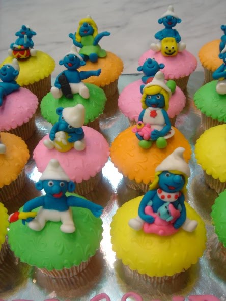 [smurf+cupcakes+4.jpg]