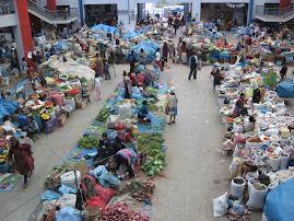 Gigantic "farmer's market" in Cusco