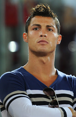 Ronaldo (CR7) "acosado" por la madre de su hijo | La porteria de Nela