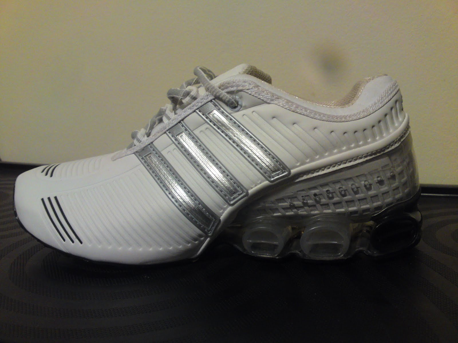 tenis adidas antigos anos 2010