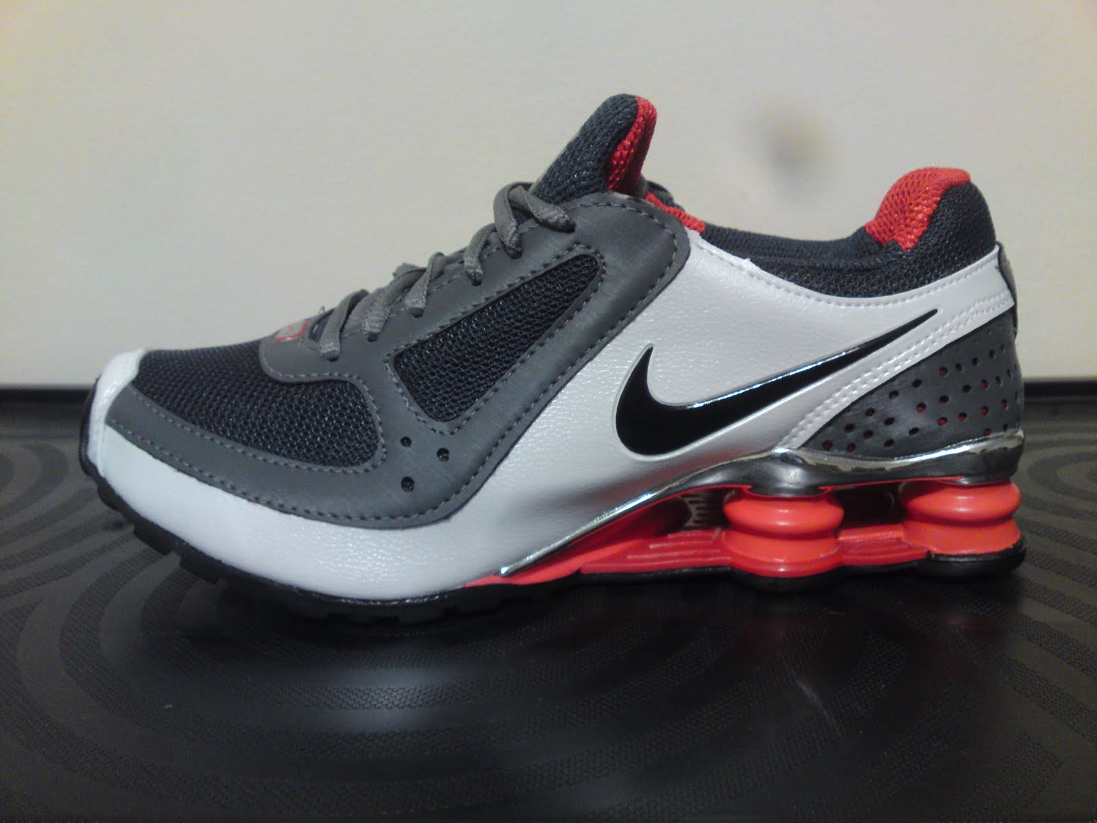 nike turbo 10