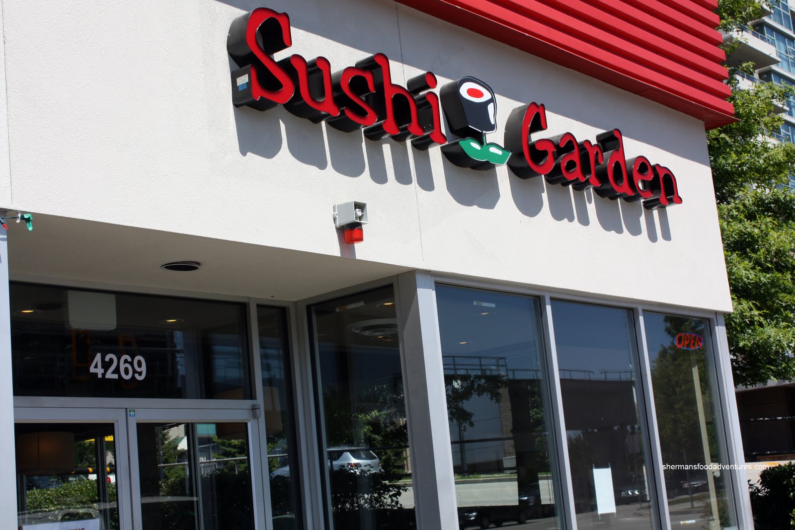 Sherman's Food Adventures Sushi Garden (Lougheed)
