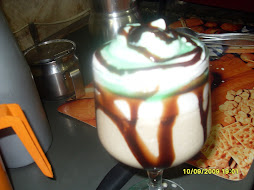 cafe luis leal.....srsr com licor de menta