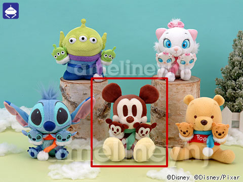 [Mickey+with+glove+winter.jpg]