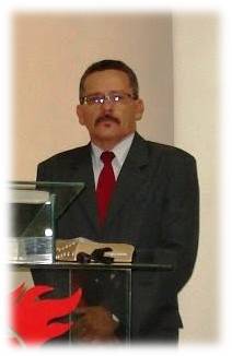 Pr. Elizeu M. Santana