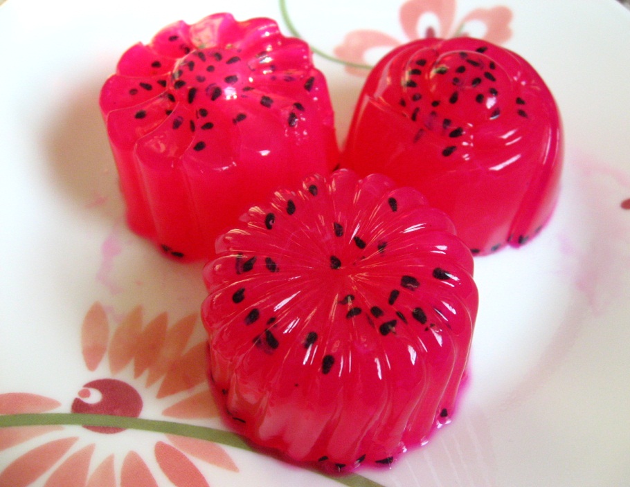 Roseflavoured Dragon Fruit Jelly Nileey's Sphere