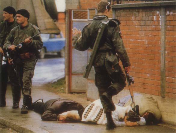 Bosnian+Genocide+%2528Bijeljina+massacre+in+March+1992%2529+4.jpg