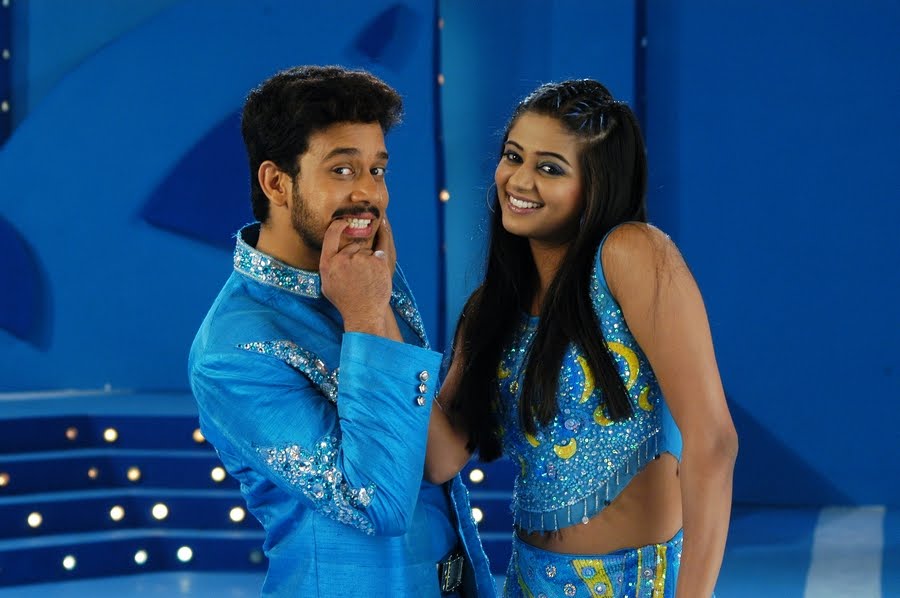 [Bet_Movie_stills21.jpg]