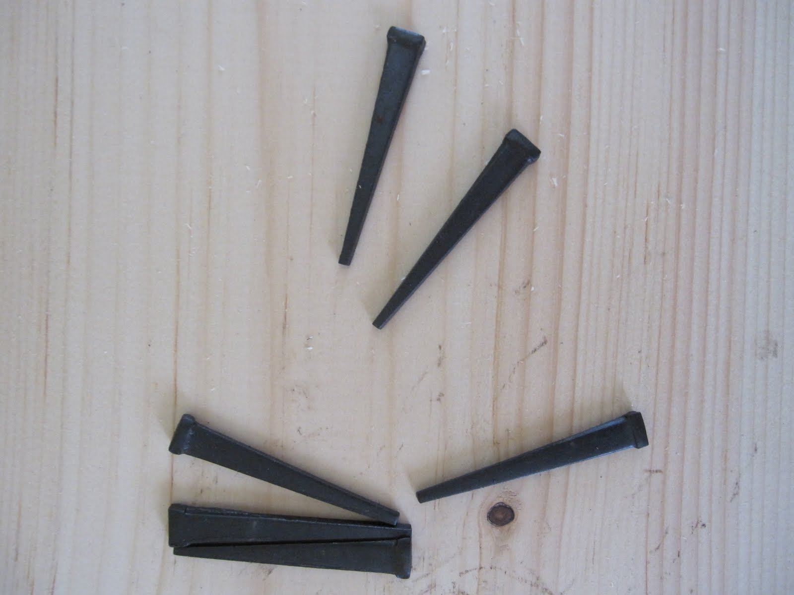 House Square Cut Nails