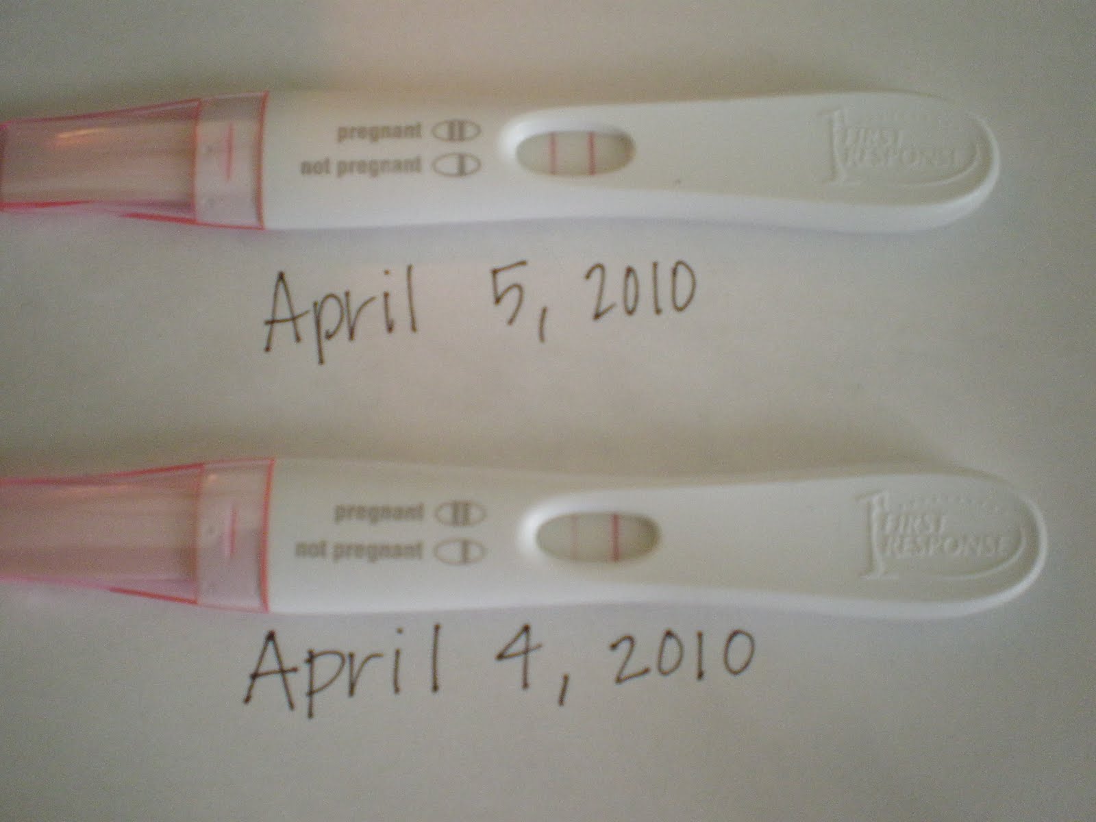 Pregnancy first trimester green stool, how early do you get pregnancy