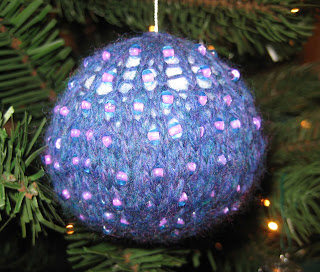 Holiday Beading - Beaded Ornaments and Free Bead Patterns for