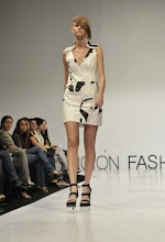 SPRING SUMMER 2010 COLLECTION hacer clic en imagen para ver video de desfile