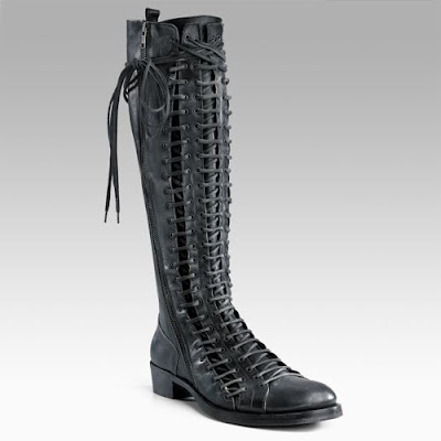 Springersteifel erobern die Modeindustrie! Ann+Demeulemeester+Triple+Lace-up+Flat+Tall+Boots+1795