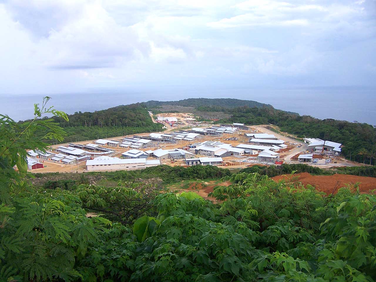 Twenty-seven asylum-seekers dead in australian shipwreck October 2010 ~ The Contemporary Condition