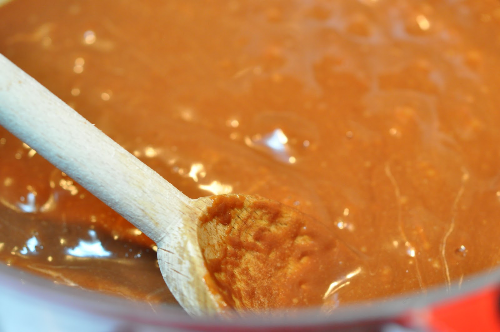 teasespoon of sugar Mars Bar Squares