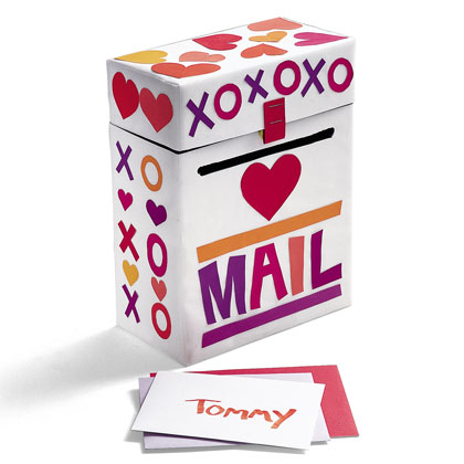 are in the mood for some Valentine box ideas…have I got a post for you!