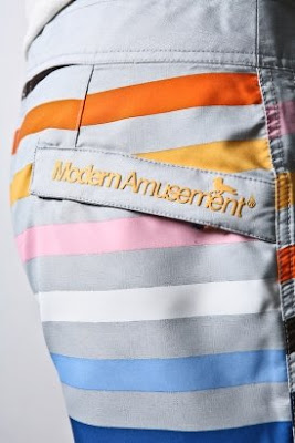 modern amusement shorts