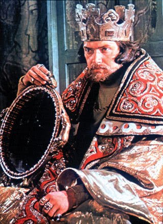 an opinion on king duncans death in macbeth a play by william shakespeare Shakespeare talked up the role of banquo in the play in order to flatter the reigning king, james i banquo – the one-time friend of macbeth who is murdered by him, but later returns to haunt macbeth at the dinner-table – was made an important character in the play because king james i of england (james vi of scotland), who had come to the. an opinion on king duncans death in macbeth a play by william shakespeare Shakespeare talked up the role of banquo in the play in order to flatter the reigning king, james i banquo – the one-time friend of macbeth who is murdered by him, but later returns to haunt macbeth at the dinner-table – was made an important character in the play because king james i of england (james vi of scotland), who had come to the.