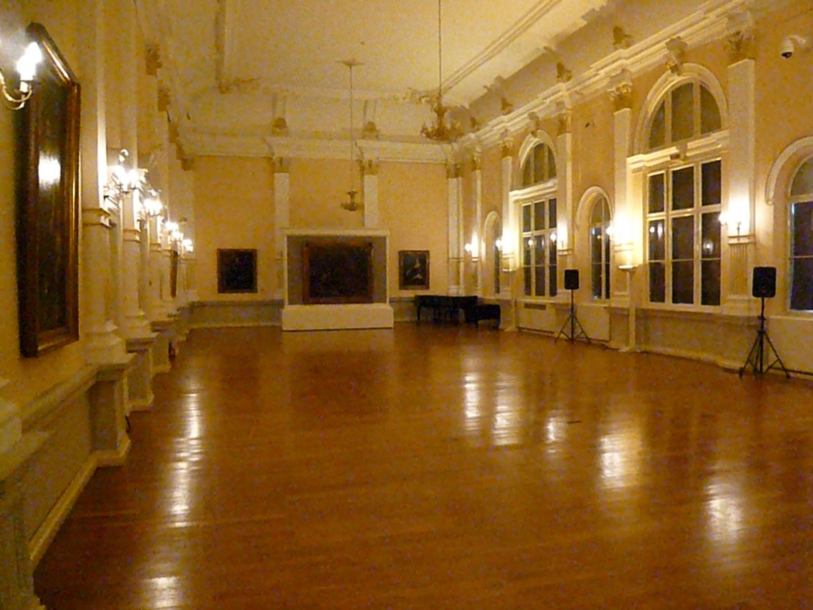 [L1000250.JPG]
