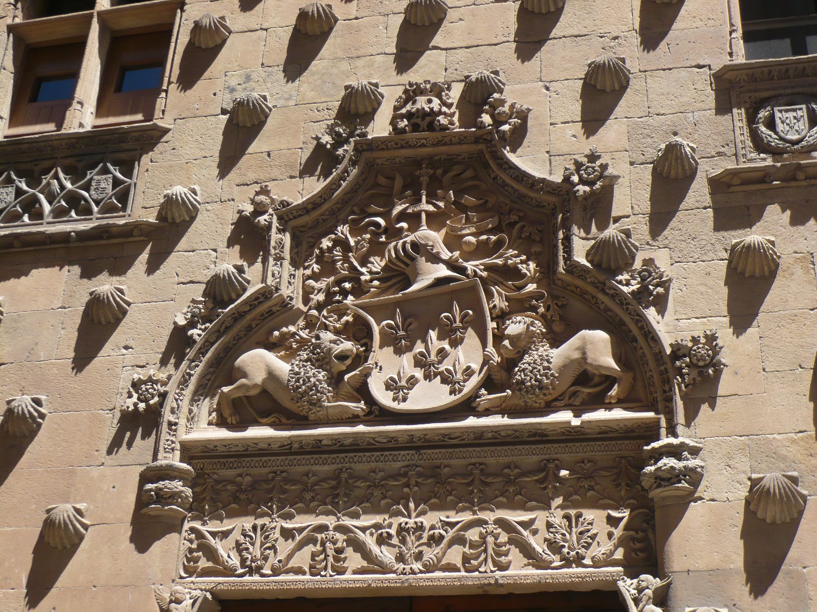 [L1000943.JPG]