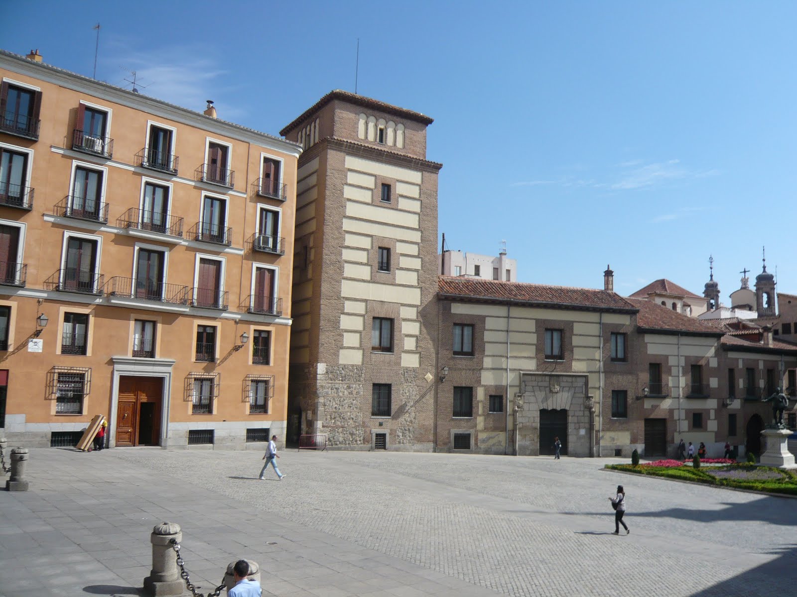 [L1020558.JPG]
