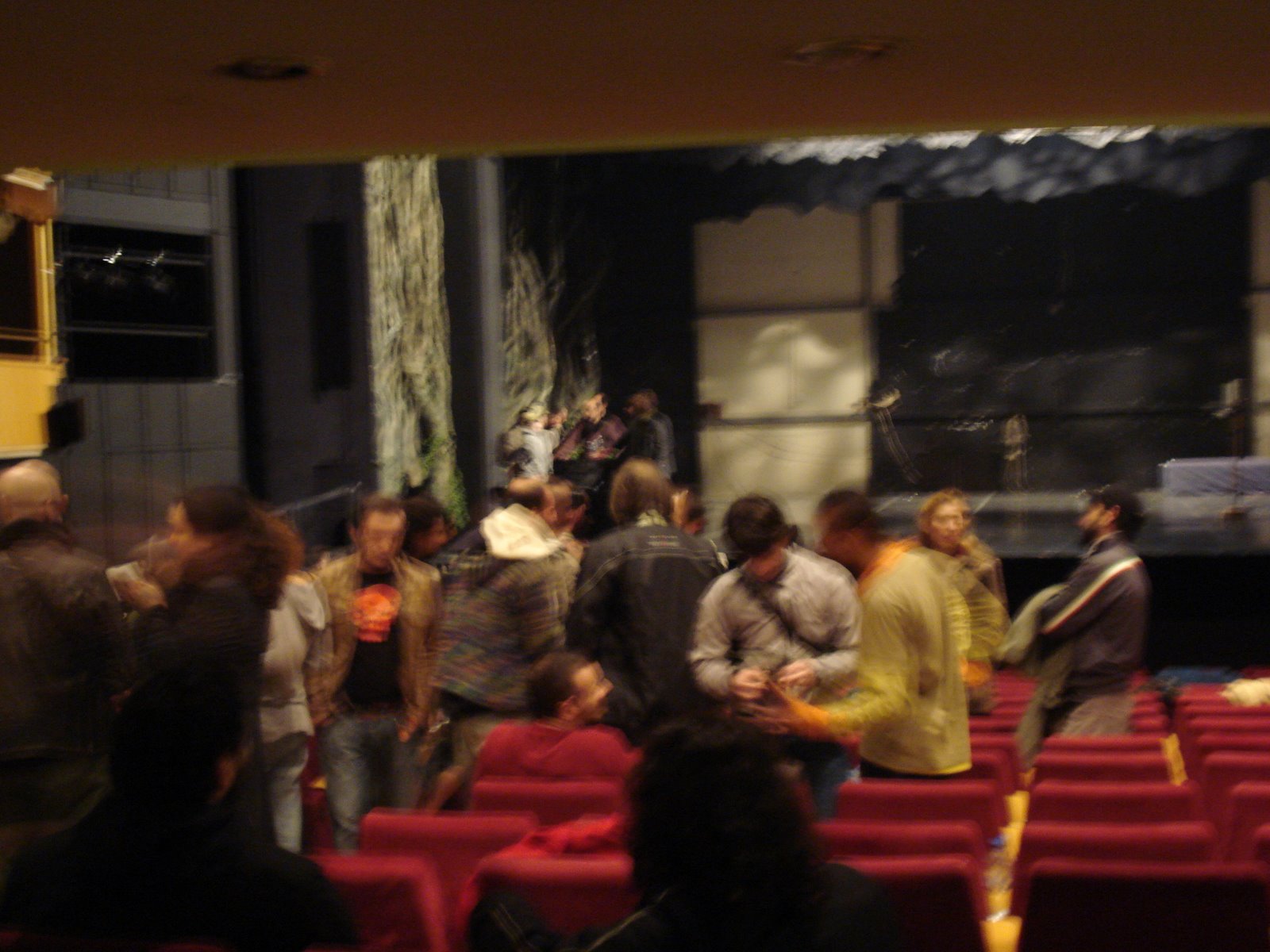 [Occupated+national+Opera+Hall+Greece.JPG]