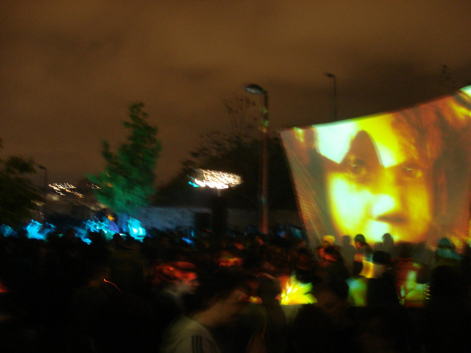 [Void+Optical+Art+Lab.Athens+Legalize+it+2009.JPG]