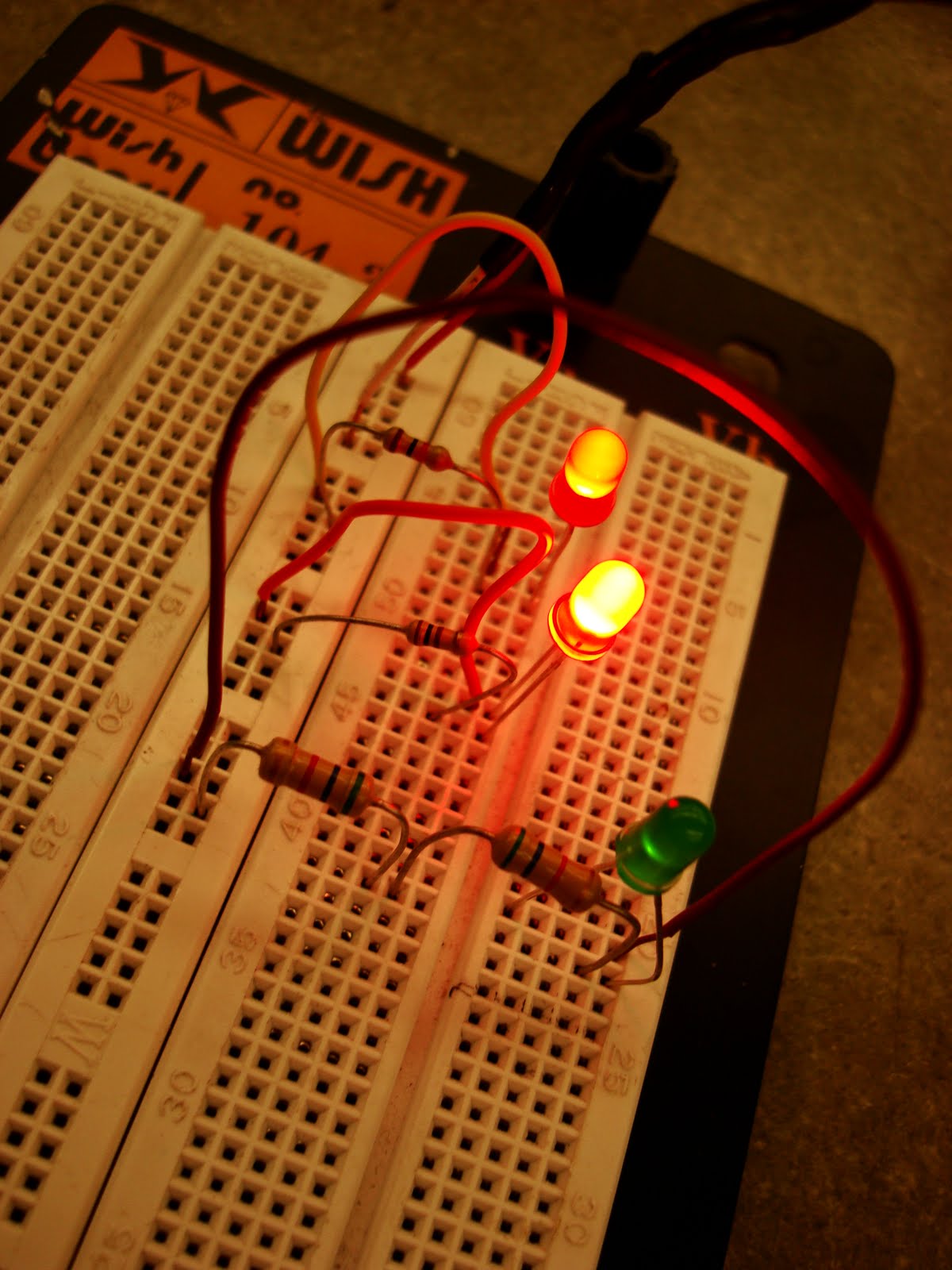 Electronics 10 bpw Walker The breaking of the bread(board)