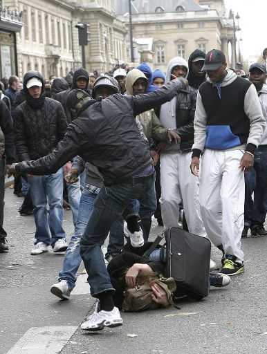 Rush Hour 3 (2007,Brett Ratner) Blog+-violences+Paris-distribution+argent-