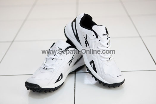 Sepatu Reebok