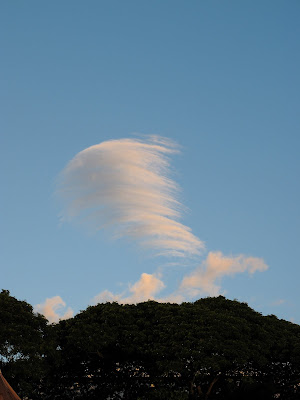 Lenticulaires sur l'Aorai