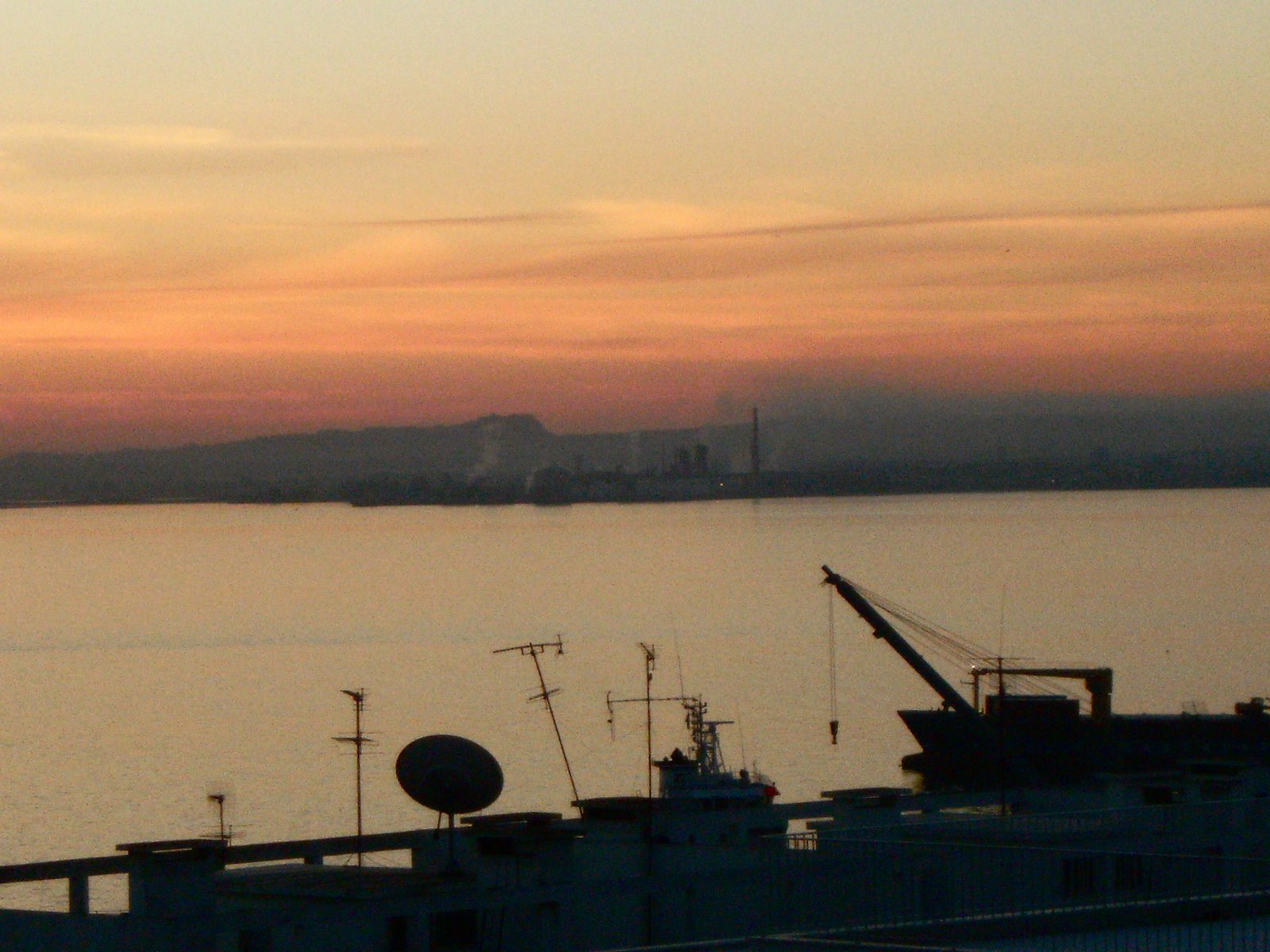 [DSCF3165.JPG]