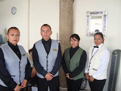 MESEROS DE QUINTA SANTA ELENA