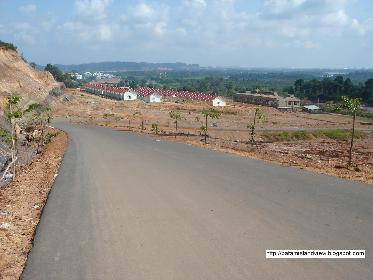 [bukit.JPG]