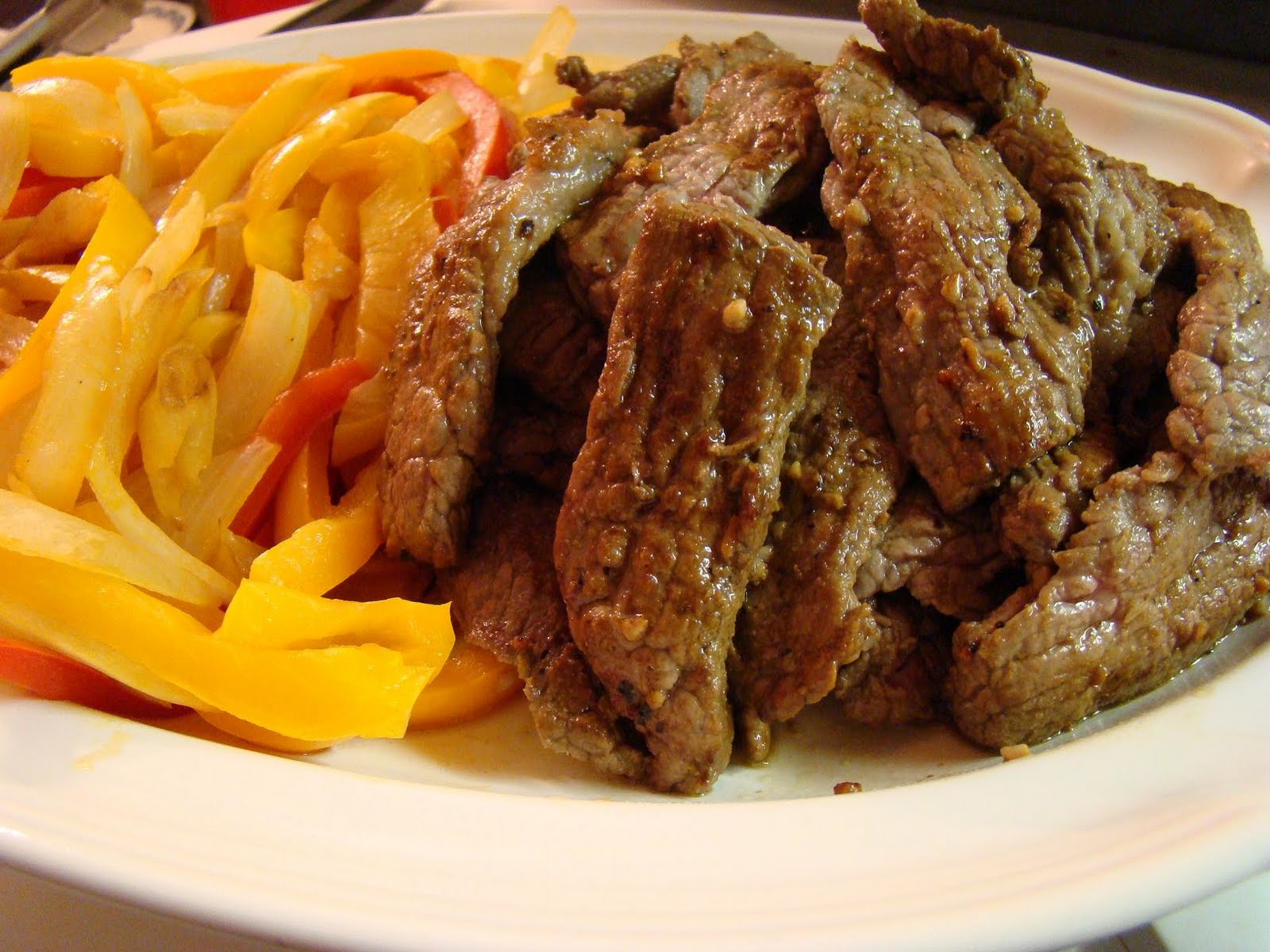 [flank+steak+-+close.JPG]