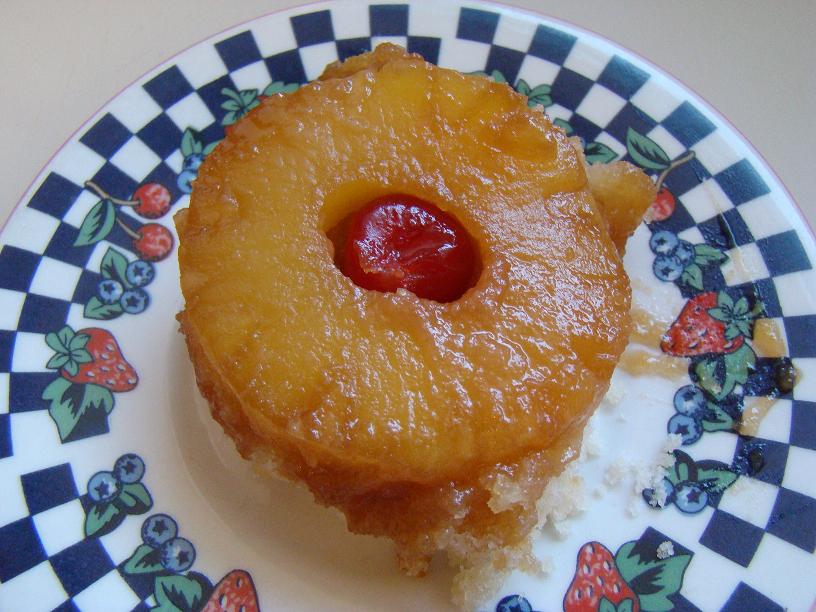 [pine+cake2.JPG]
