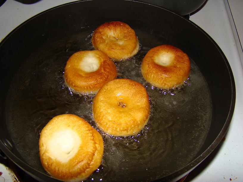 [donut+-+fry+down.JPG]